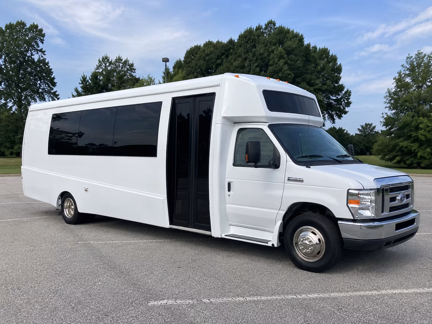 alexandria 18 passenger party bus
