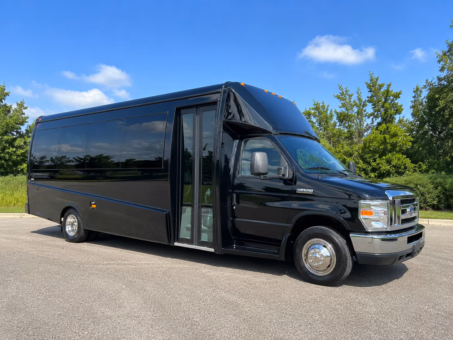 alexandria airport transportation onboard seating