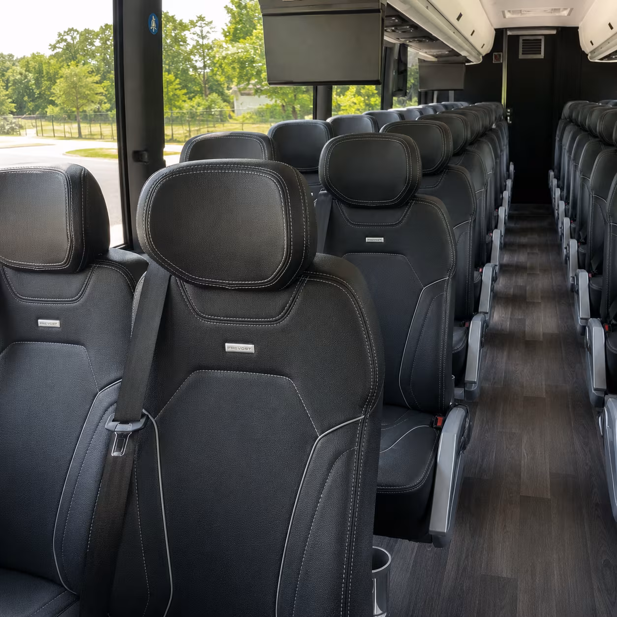 charter buses for corporate events and government meetings