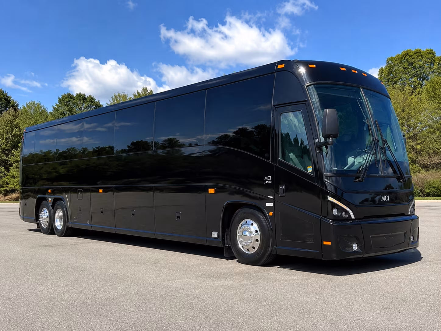 charter buses to washington commanders games at northwest stadium