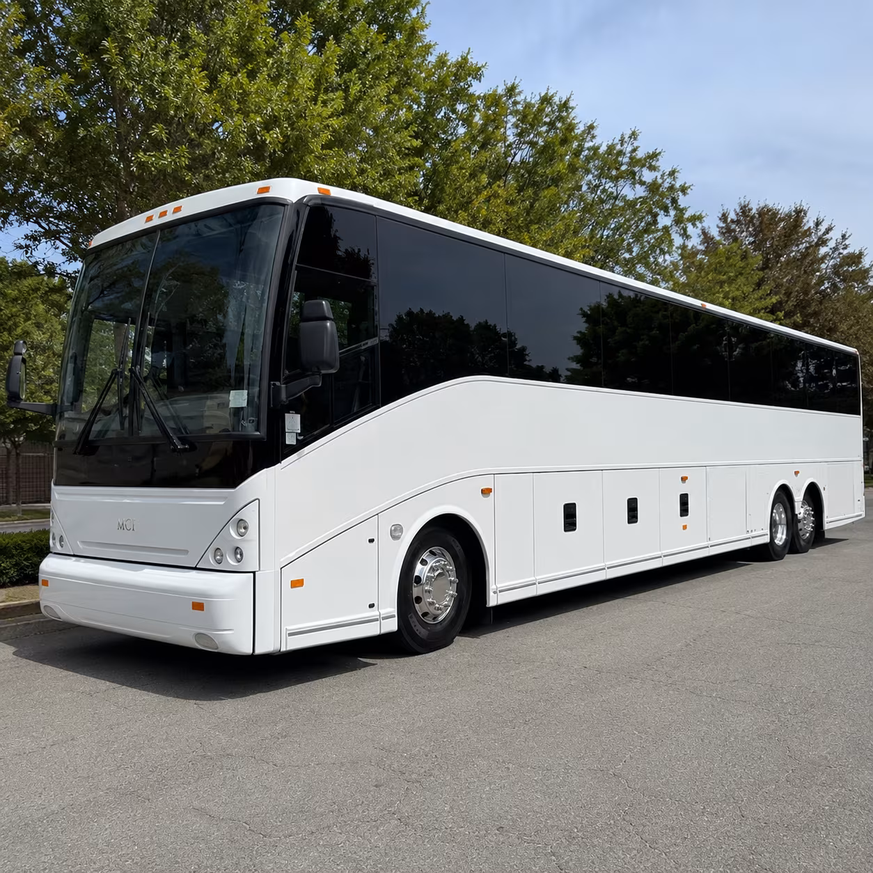 military and base transfer buses to and from alexandria area airports